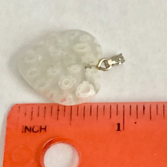 White Murano Glass Heart Necklace Millefiori Flowers Vintage Black Cord 18" - Picture 8 of 8